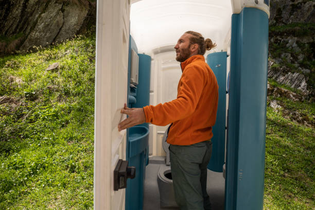 Portable Toilet Options We Offer in Long Lake, MN